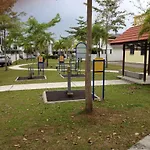 Comfort Holiday Home @ Bukit Indah